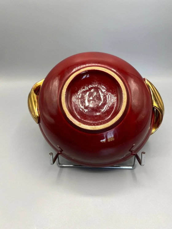 Oxblood Red Ceramic Bowl with Golden Handles, Vintage Centerpiece – Crockery (photo 3 of 5)