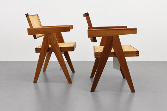 Juego de 2 Capitol 051 Complex Cassina, Pierre Jeanneret Poltrona, Teak, Rattan – Sillas de comedor, Wood (photo 2 of 7)