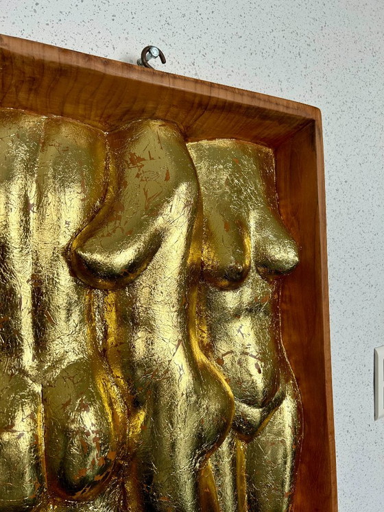 Golden ladies frame – Beeldhouwkunst, Goud, Hout (photo 8 of 13)