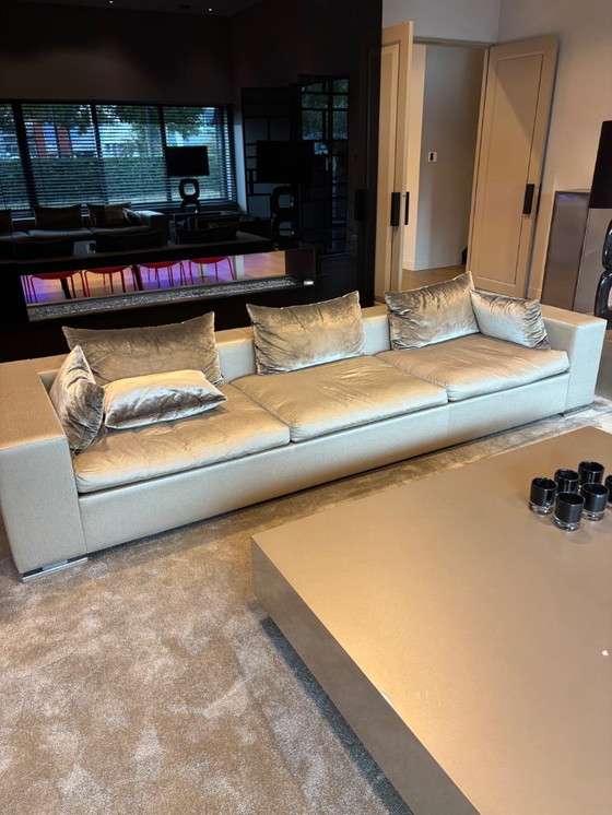 Image 1 of Completar la sala de estar/vestíbulo de Eric Kuster