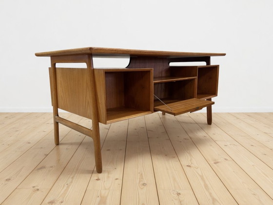 Image 1 of Scrivania Gunni Omann modello 75 in teak, anni '60.