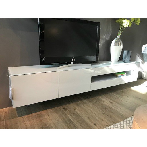 skip Q255 sideboard