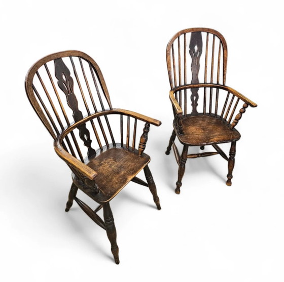 4 x Fauteuil Windsor ancien 2 bas / 2 hauts à dossier à fuseaux en orme / 19ème siècle (photo 2 of 15)