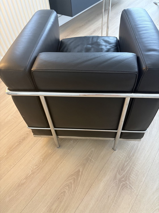 Image 1 of Fauteuil Cassina LC2 - cuir noir - Design classique