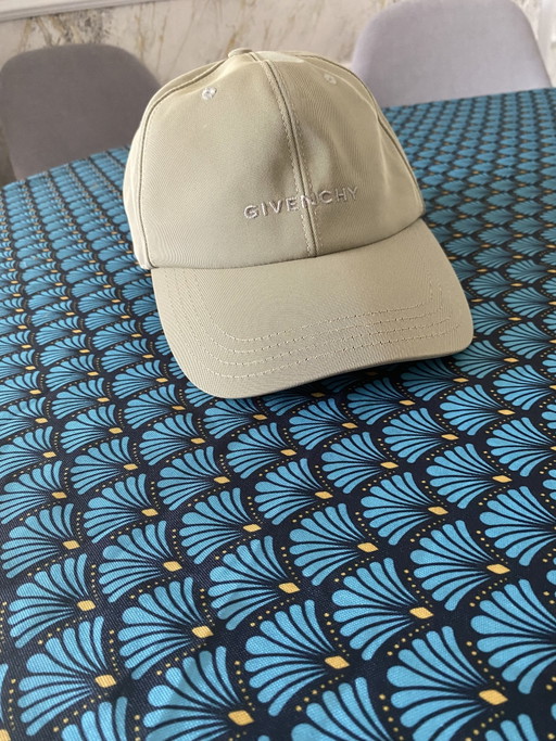 Casquette Givenchy 