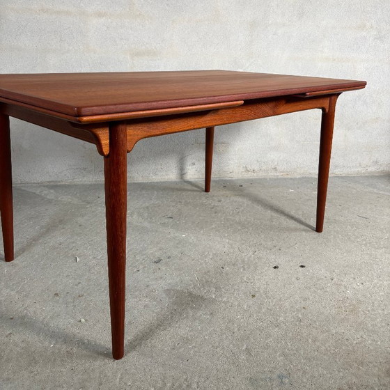 Image 1 of Model 50 Uitschuifbare Teakhouten Eettafel Gunni Omann Deens