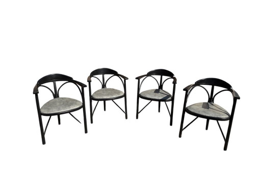 Set van 4 Thonet Triangle armstoelen model 87 – eetkamerstoelen, Skai, Wood