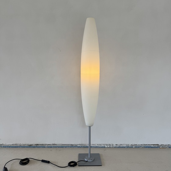 Image 1 of Lampada da tavolo Foscarini avana
