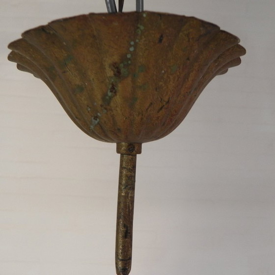 Image 1 of Hanglamp versierd met 42 bloemen in blauw en helder kristal, Maison Bagues stijl, jaren 30