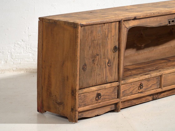 Aparador bajo antiguo de madera de pino – China, circa 1930 – Aparadores con vitrina (photo 22 of 40)