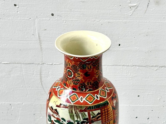 Image 1 of Vase décoratif en porcelaine Satsuma de style asiatique, années 1980