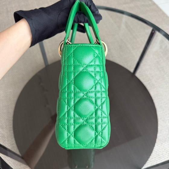 Image 1 of DIOR LADY SMALL FLAP - CANNAGE LAMSLEER GROEN MET GOUDEN BESLAG