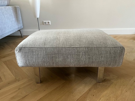 Image 1 of Pouf Leolux Bellice