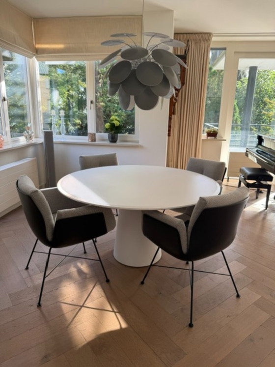 Design COR Conic Dining Table with Alvo Chairs – Dining set, Metal, Plastic (photo 4 of 22)