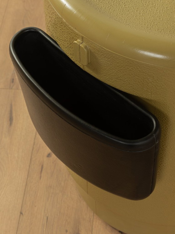 Image 1 of "Tip Igl" Desk & Chair by Ernst Ign for Hadi