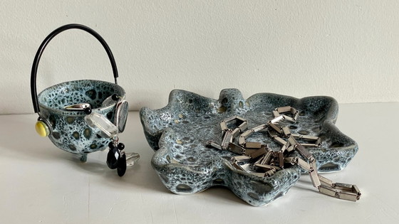 Image 1 of Piatto portaoggetti in ceramica vintage VILLAURIS