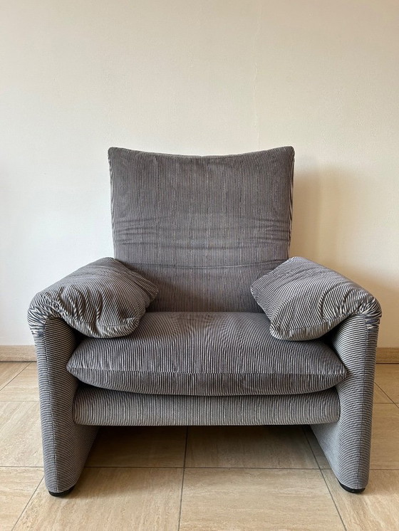 Image 1 of 2,5 posti + poltrona Cassina Maralunga