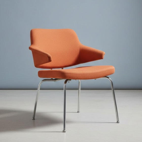 Image 1 of Fauteuil rembourré de style Mid-Century avec piètement chromé, années 1970