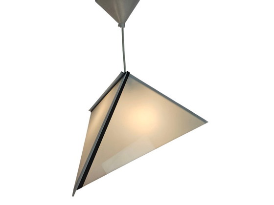 Image 1 of Pola - Harco Loor stijl - triangle - driehoek - kunststof design - post modern - 80s