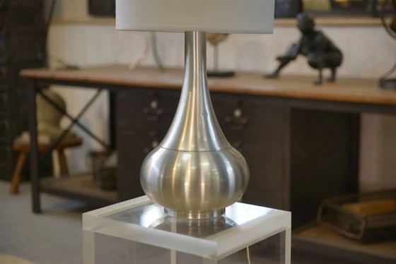 Lampe design en aluminium brossé des années 1970. – Vintage (photo 6 of 10)