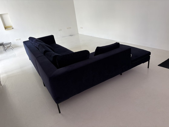 Image 1 of Beautiful velvety armchair