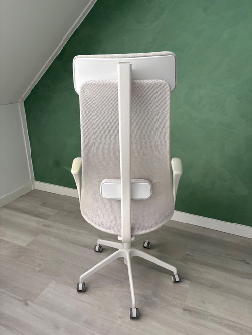 Witte IKEA bureaustoel