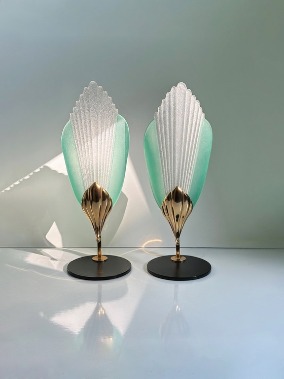 Image 1 of Lot de 2 lampes de table vintage en verre de Murano, style Néfertiti, laiton et métal, style post-moderne, années 80 et 1980, It