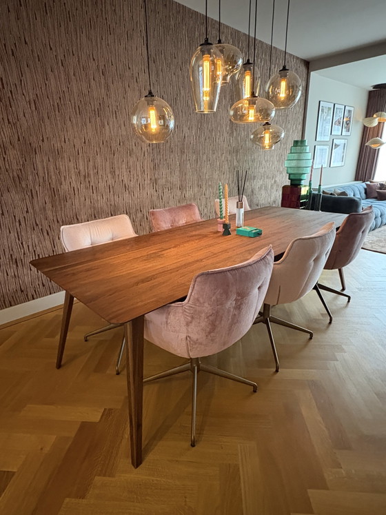 Ensemble de salle à manger (Table Spike Van Seuren et chaise Hug) – Salles à manger complètes, Metal, Velvet (photo 6 of 15)