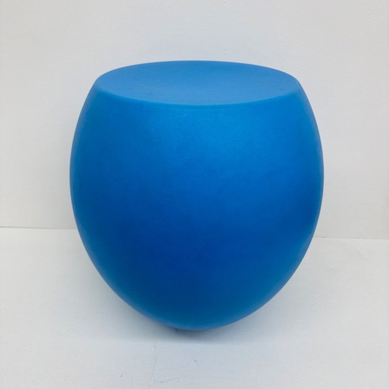 De Vorm - Model Tumbly - Design Annet Neugebauer - Sgabello, Sgabelli, Plastica, Blu, Modern (foto 3 di 13)