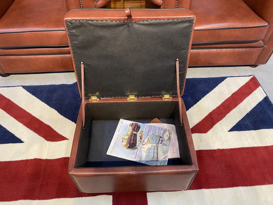 Springvale Chesterfield 3+1+1+ voetenbank bruin leer met zwarte bies – Banken, Leather, Wood (photo 13 of 15)