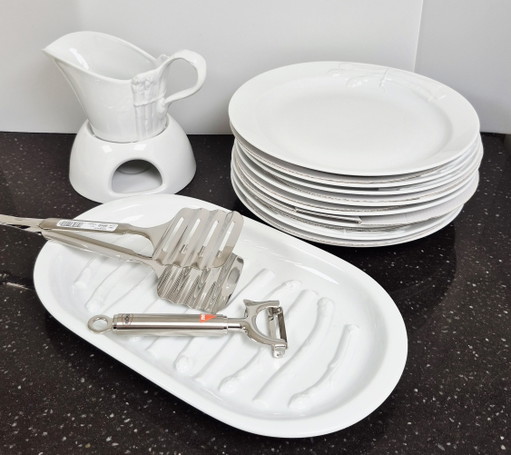 Asparagus Service Set: Plate, Platter, Gravy Boat, Cutlery, Bavaria Seltmann Weiden Porcelain - RARE!