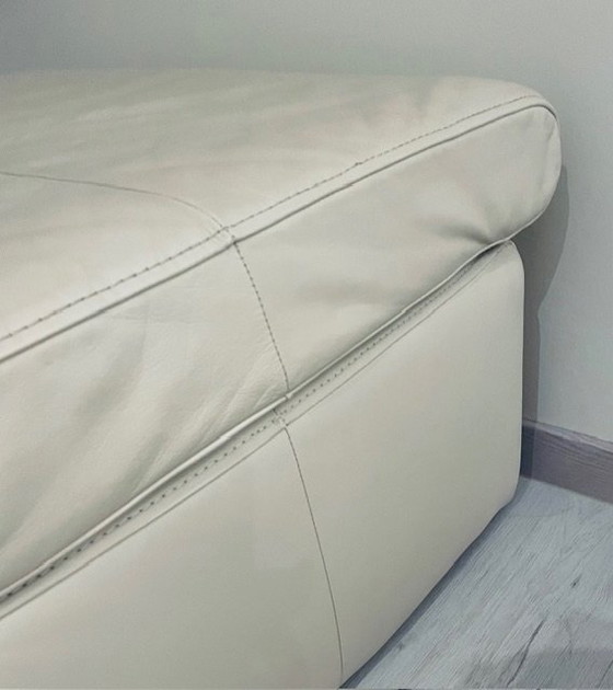 Image 1 of Gebroken wit lederen salon Rolf Benz