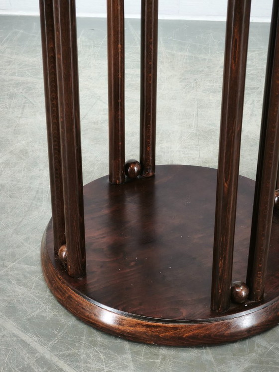 Fledermaus Weense Secession-tafel, toegeschreven aan Kohn of Thonet, circa 1900. – Bijzettafels, Other (photo 5 of 9)