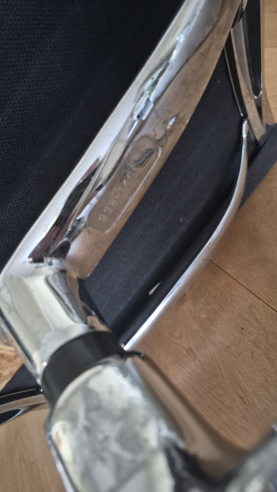 Image 1 of 2 x vitra eames stoelen