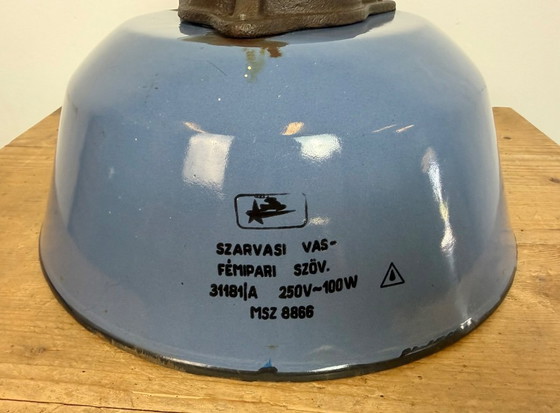Image 1 of Industriële hanglamp van blauw emaille en gietijzer, jaren 60