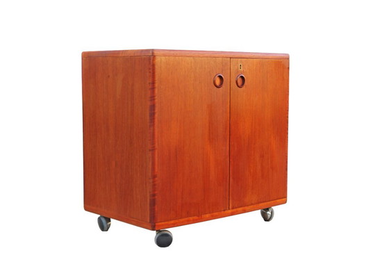 Mueble bar danés de teca de Illum Wikkelsø para CFC Silkeborg, años 60 – Wood (photo 4 of 11)