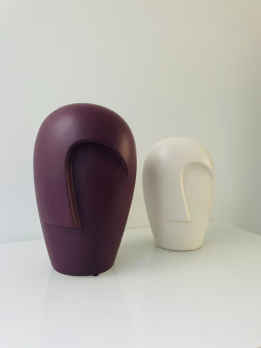 Ensemble de 2 vases sculpturaux modernes aux visages stylisés