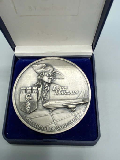 Commemorative medal – Grenoble-Saint-Geoirs Airport inauguration – Louis Mandrin – 1968 Olympic Games (photo 2 of 3)