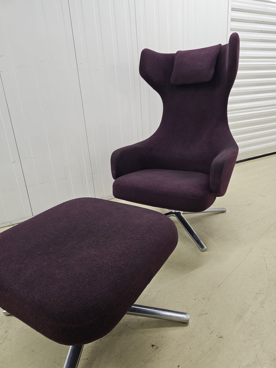 Image 1 of Vitra Grand Repos Fauteuil & Ottoman