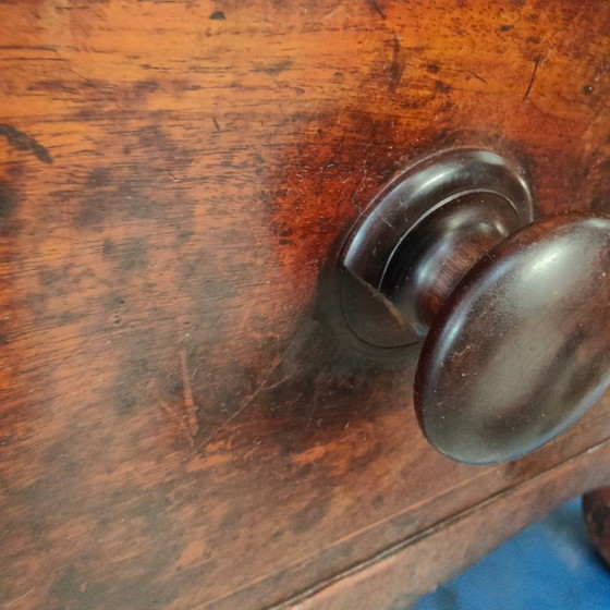 Image 1 of commode ancienne de style géorgien