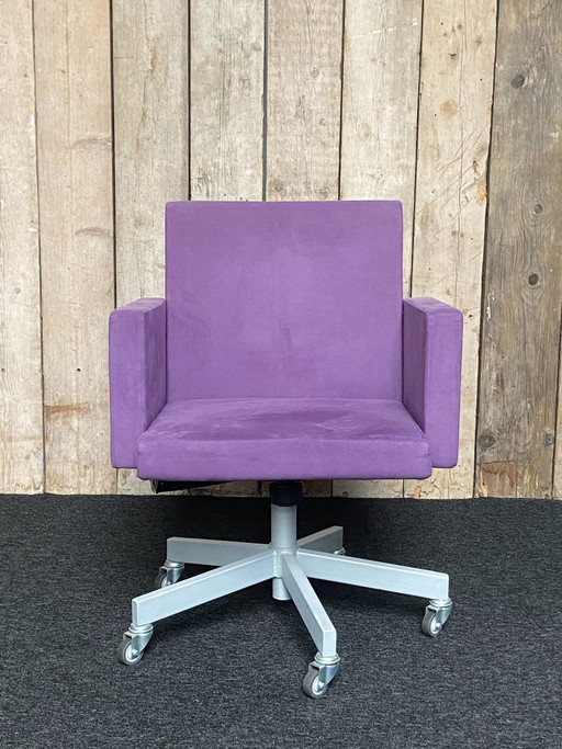 Fauteuil Lensvelt AVL en tissu violet – Metal