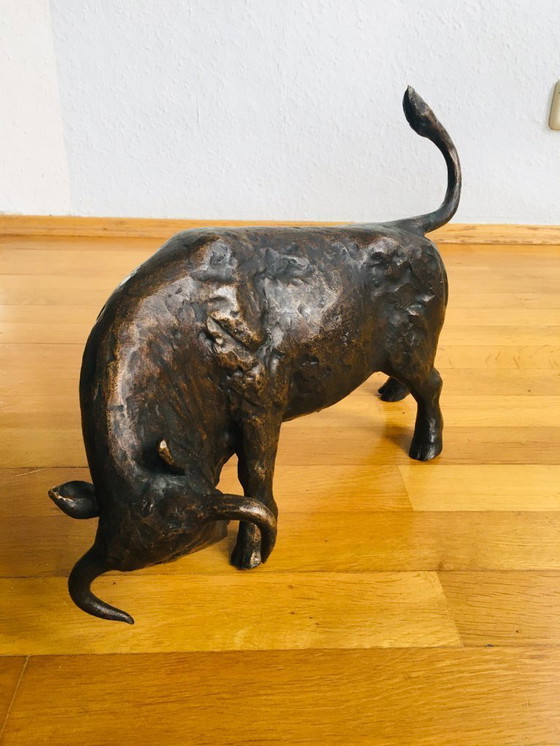 Image 1 of Taureau de bronze de Ladislav Hlina (Bohême 1947)