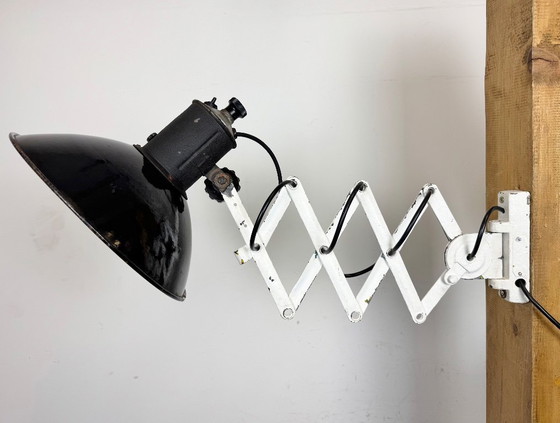 Image 1 of Lampada da parete industriale a forbice in smalto nero, anni '50