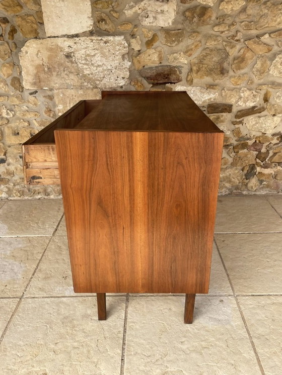 Image 1 of Vintage ladekast van notenhout uit het midden van de eeuw, jaren 50