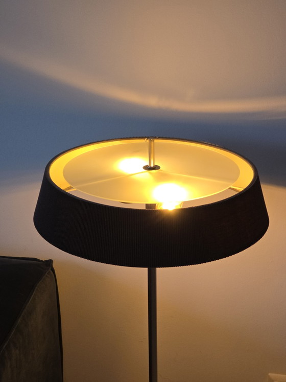 Image 1 of Lampe (150 cm entièrement déployée) avec base en acier inoxydable et verre