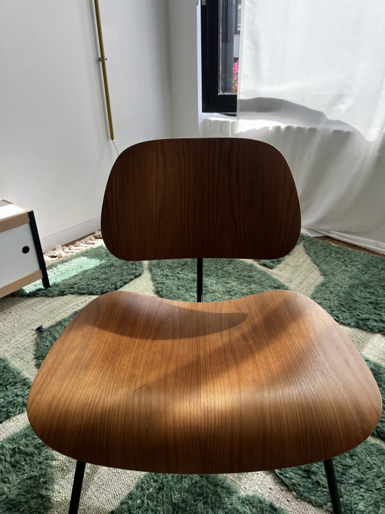 Eames LCM Walnuss – Vitra, Stühle und Loungesessel, Metal, Wood (photo 3 of 8)