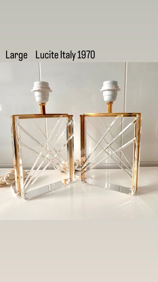 Paire de lampe Lucite et dorure , Italie 1970