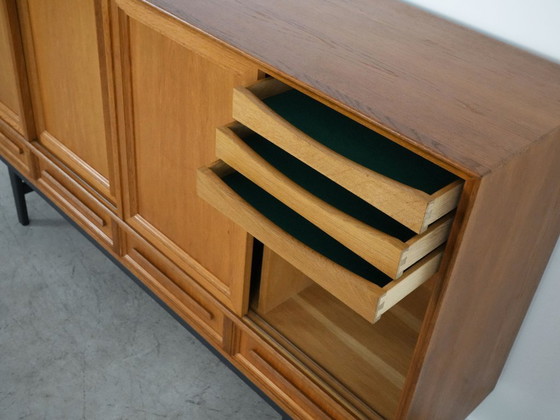 Image 1 of Eikenhouten dressoir, Deens design, jaren 60, productie: Denemarken