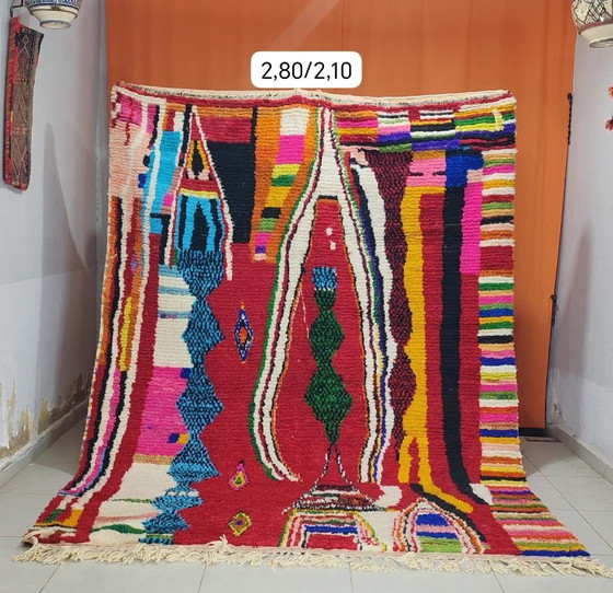 Image 1 of Tapis Boujaad marocain authentique fait main 280 × 210 cm – Tapis berbère en laine aux motifs abstraits et colorés – Tapis vinta