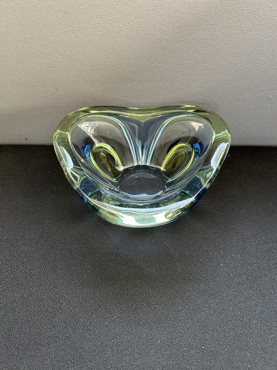 Image 1 of Ciotola vintage in vetro di Murano risalente al 1960 circa.